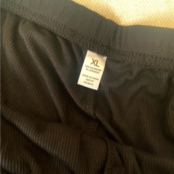 Nicole Miller XL Black with White Trim Pajama Set - NWT - Picture 6 of 9